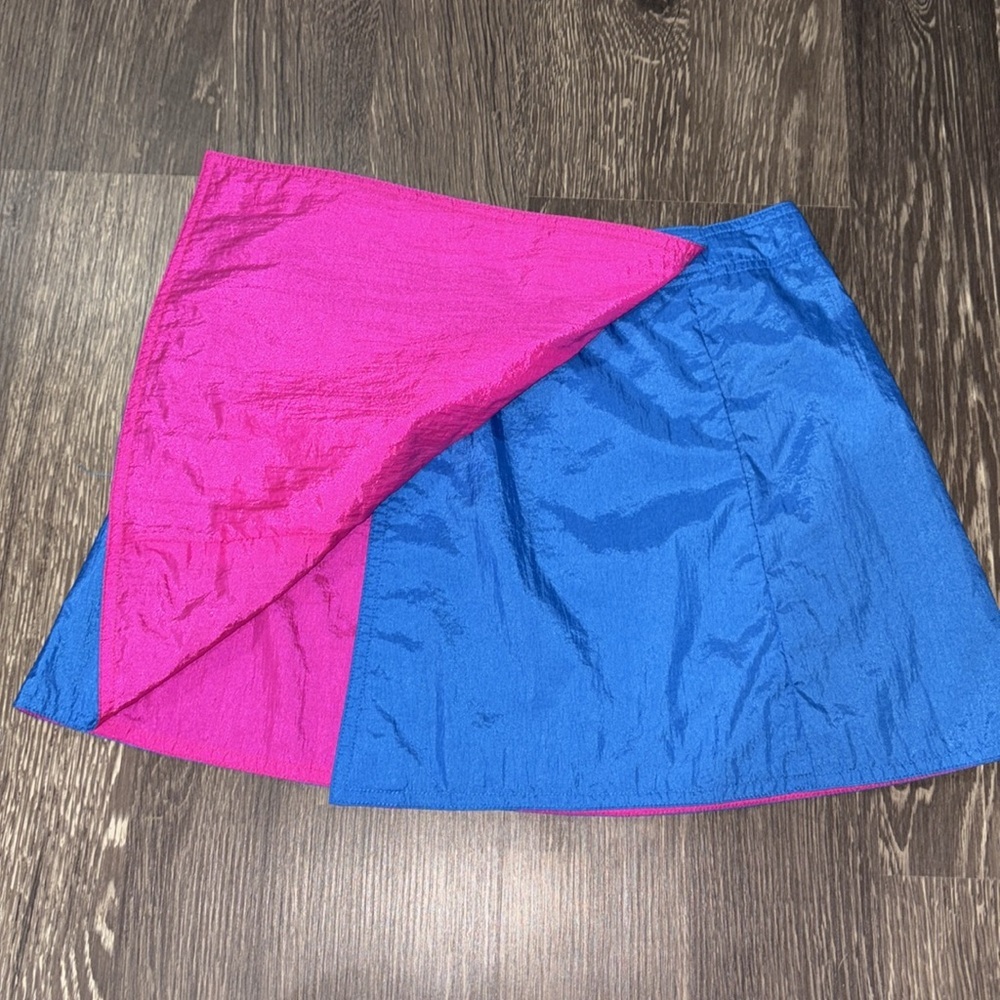 Unique bright colored, reversible skirt - Picture 2 of 11
